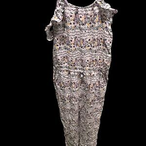 Old Navy XS floral boho jumpsuit with adjustable spaghetti straps and pockets